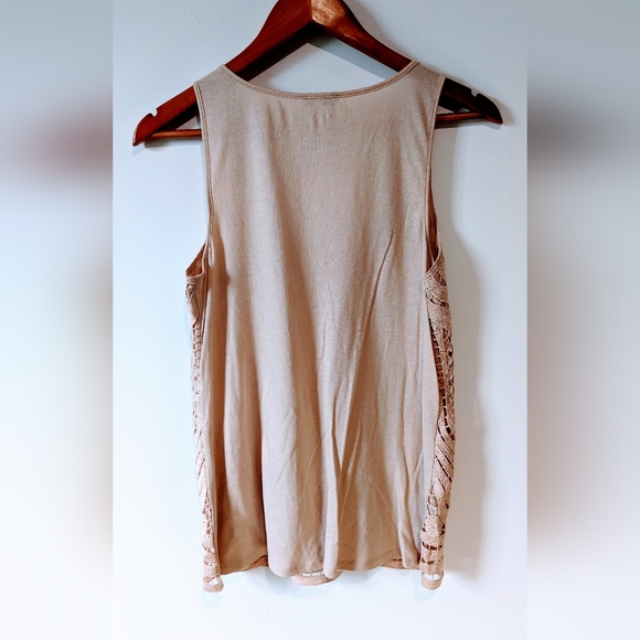 Express Metallic Rose Gold Crochet Lace Sleeveless Cami - Picture 2 of 4